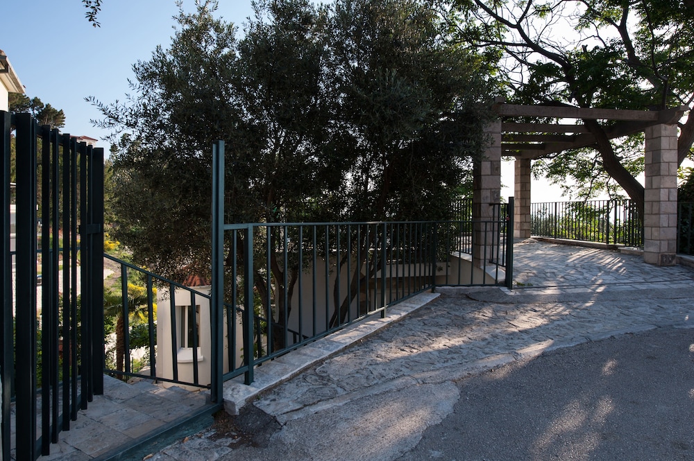 Villa Mia