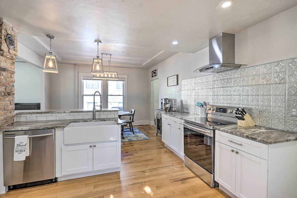 Charming Downtown Fruita Home: Hike & Explore view 5