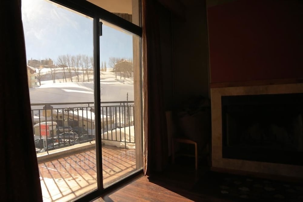 MzaarViews Chalets