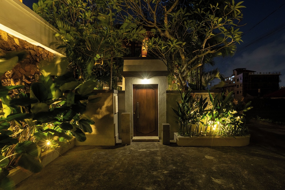Aragreen Berawa Villa