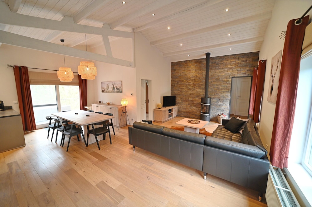 Holiday Home in Durbuy With Hot Tub & Sauna