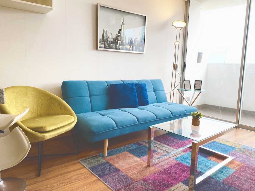 Exclusive Apartment One Step Away from San Isidro (906)