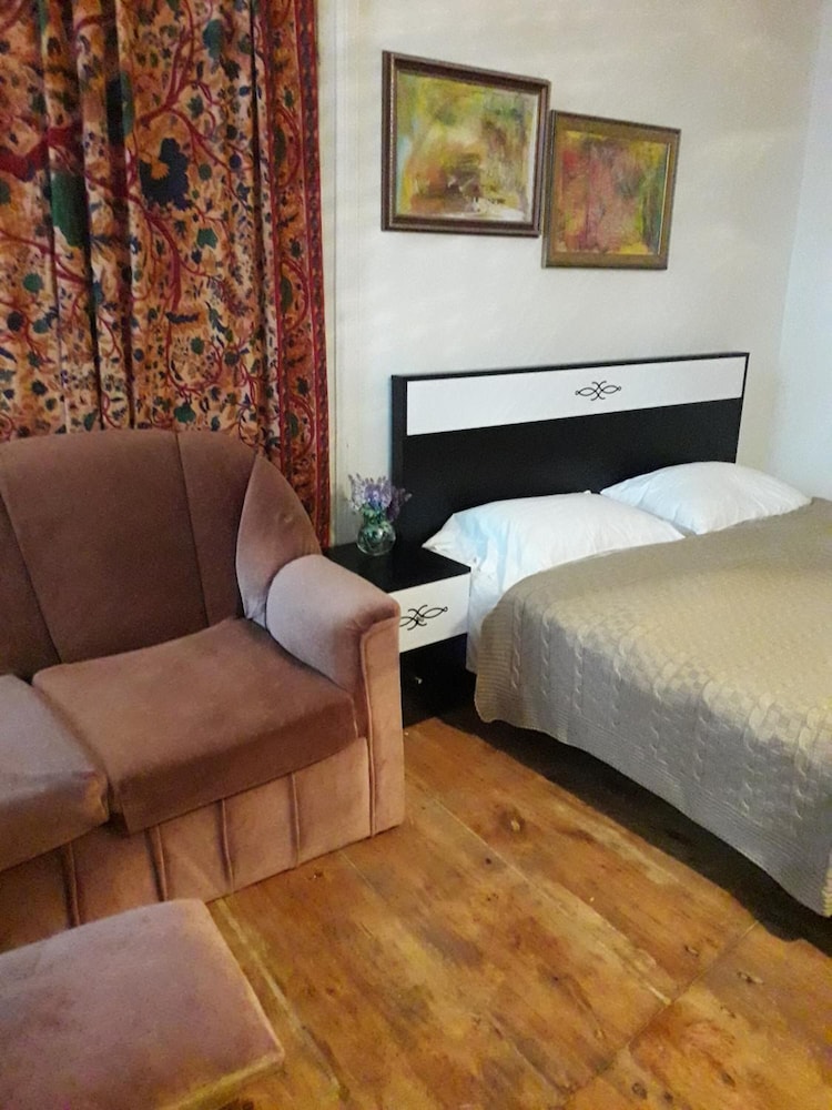 Nana's Guesthouse