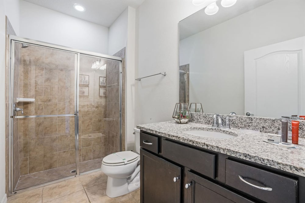 Luxury 5bdr House w Pool - 8863