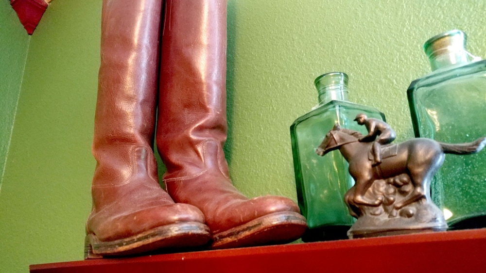 Historic Whiting Hotel Suites - Property Image 39