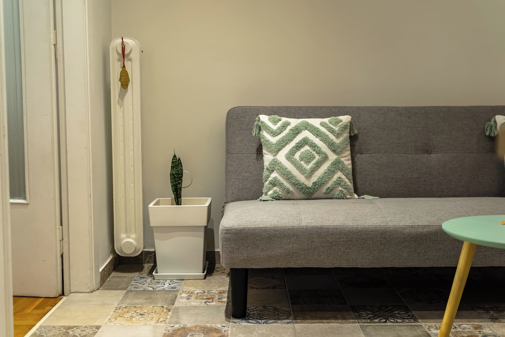 Cozy 2BR Family-Friendly Pangrati