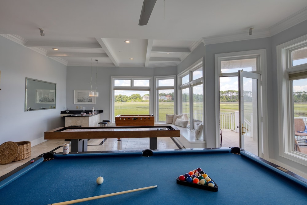 Beachwalk by Avantstay Hilton Head Oasis Steps From Singleton Beach