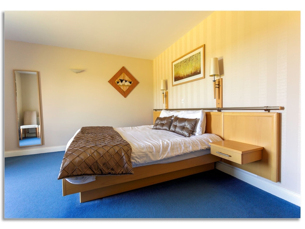 The Holly Hill Inn