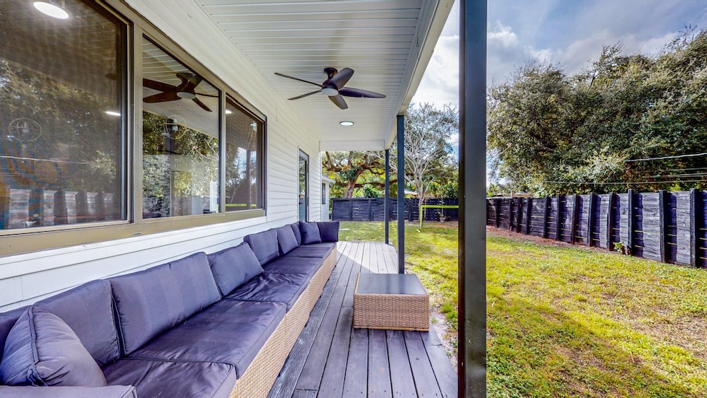 Casa Nirvana 4BR Home With Private Pool