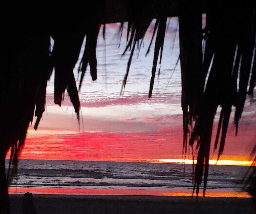 Tres Velas Surf