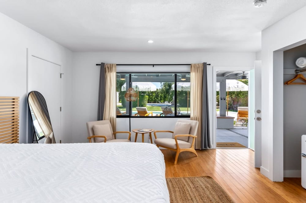 The Yucca Hotel- Entire Boutique Buyout