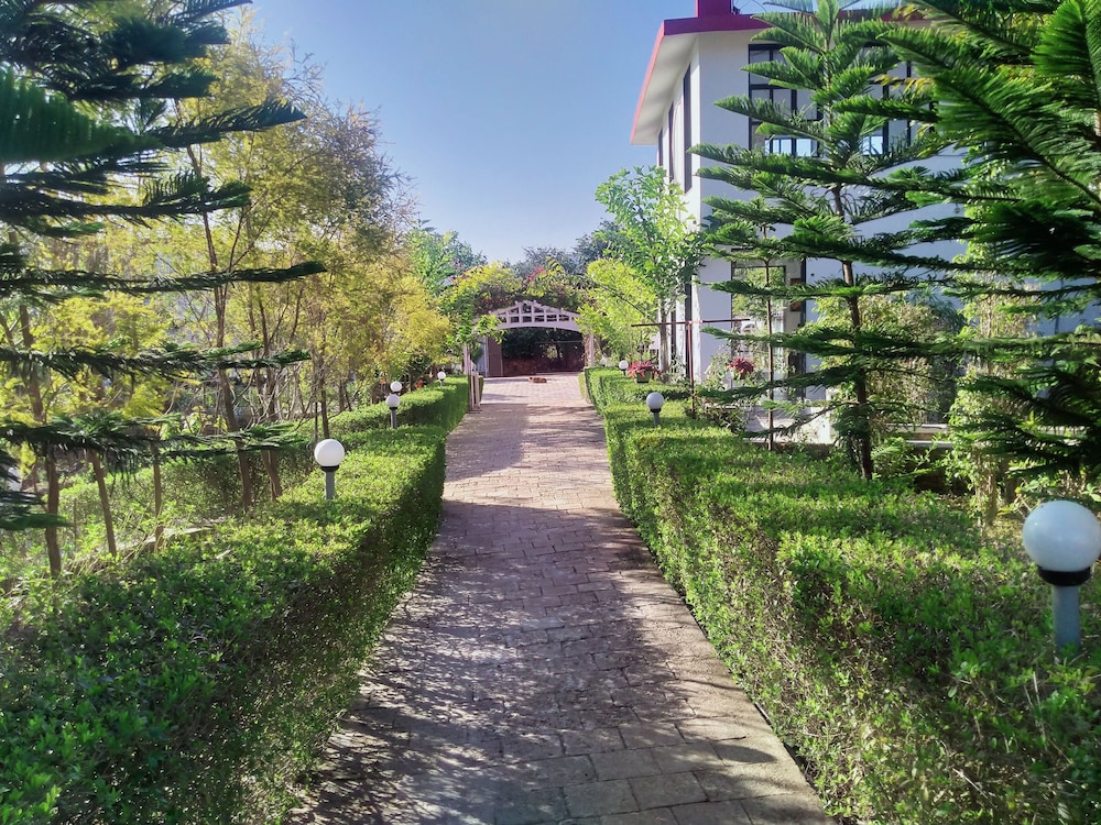 The High Garden Resort
