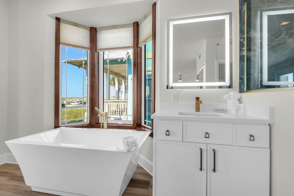 The Gulfview Grandeur