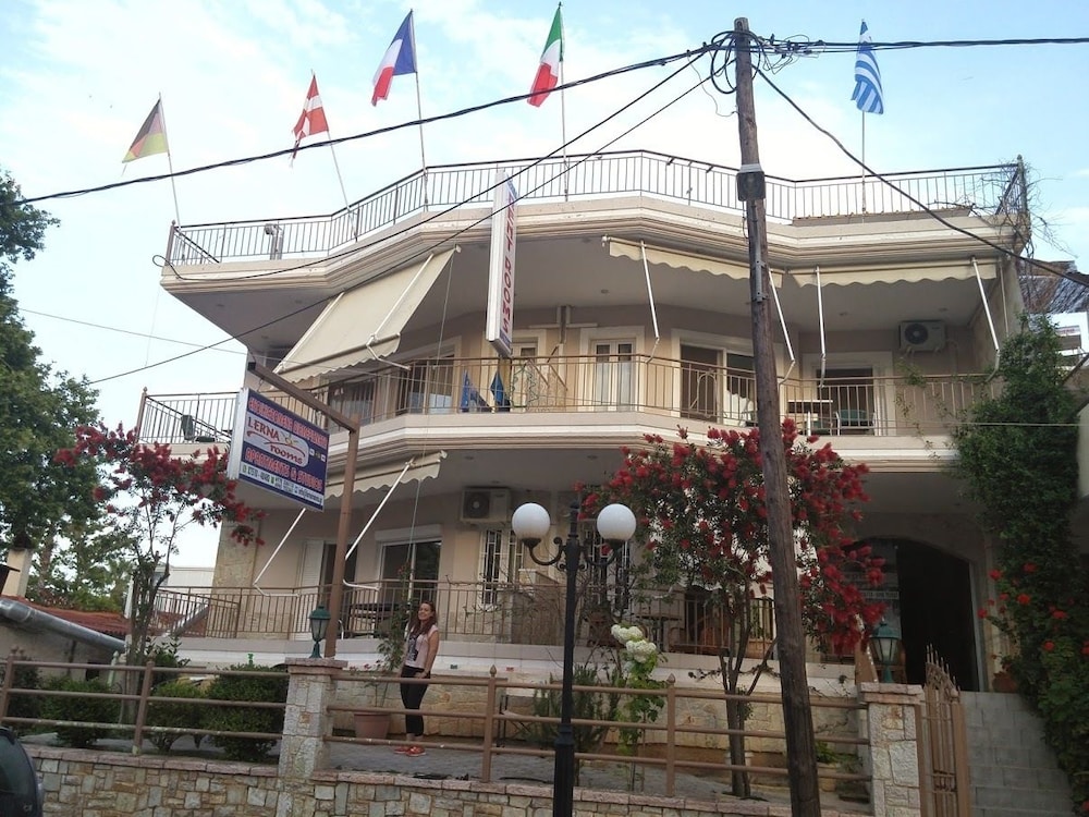 Lerna Rooms photo 2