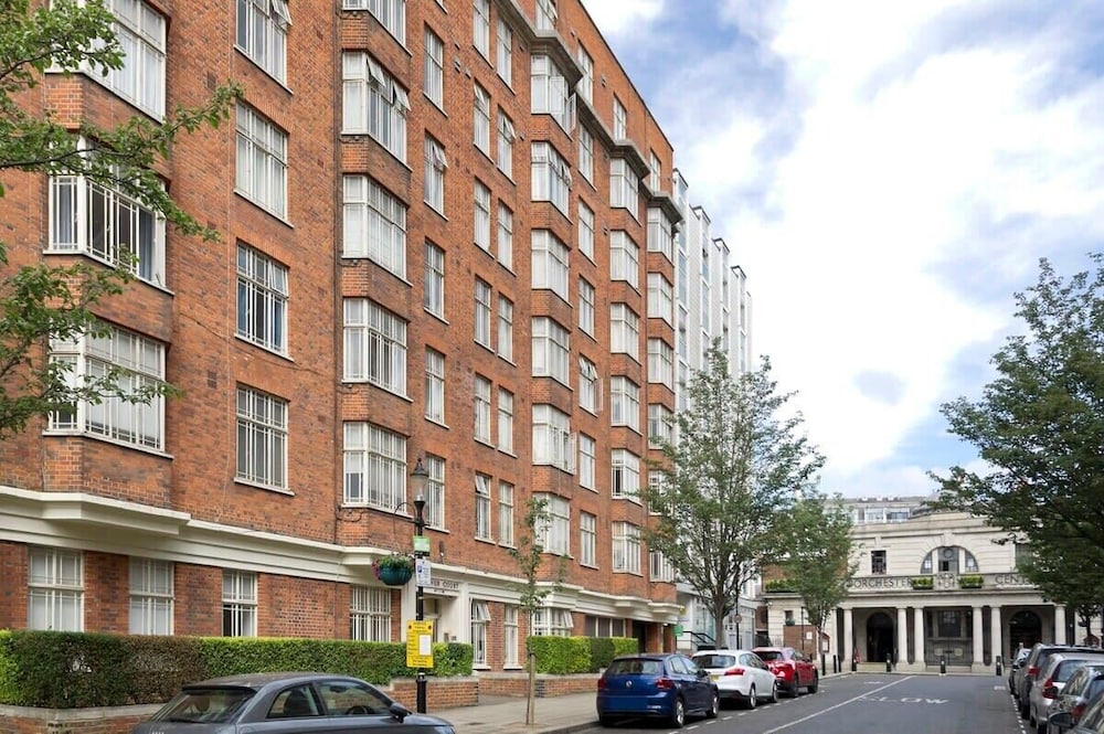 2 Bedroom Apartment - Bayswater