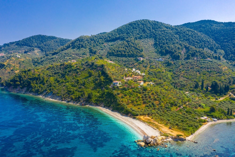 Villa Diona Large Private Pool Walk to Beach Sea Views A C Wifi - 3074 view 4