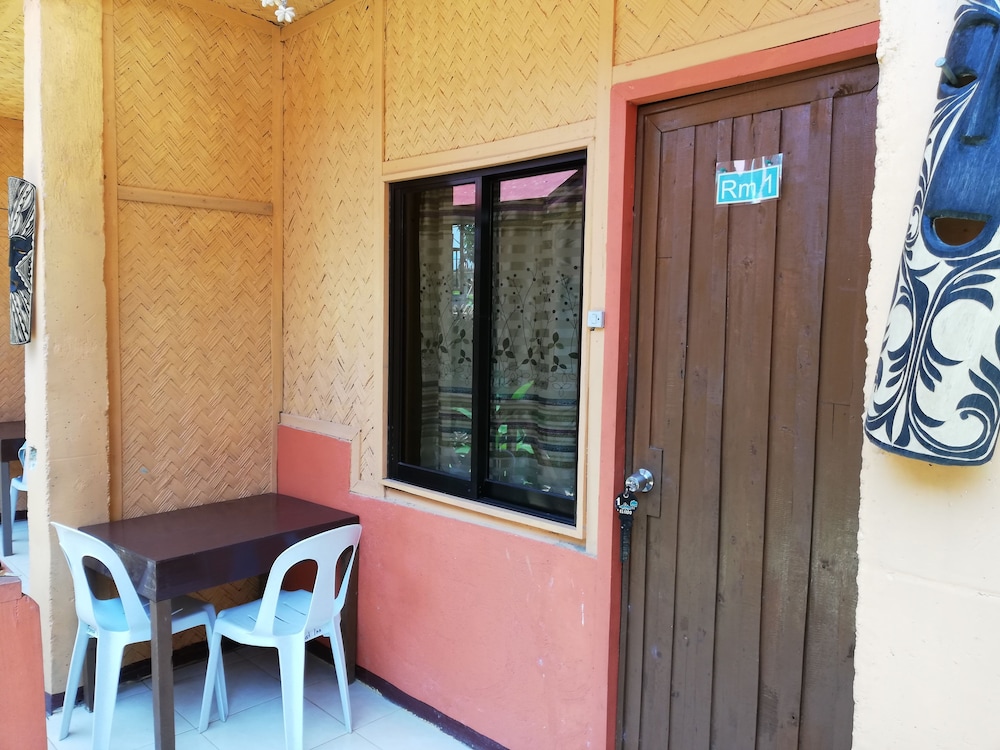 Forest Inn