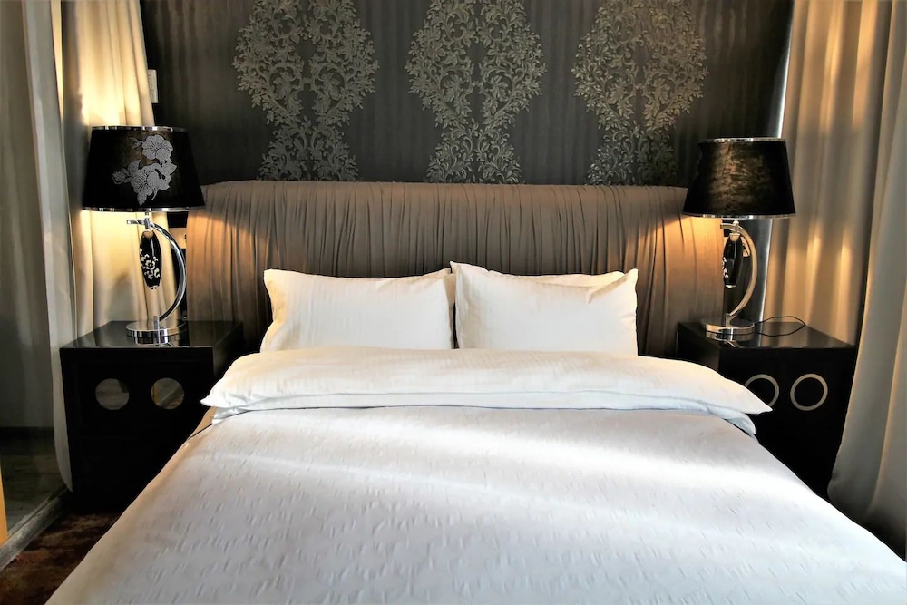 Luxury Apartments view 4