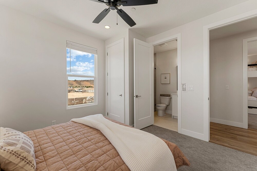 Isle Of Adventure 6 Bedroom Townhouse