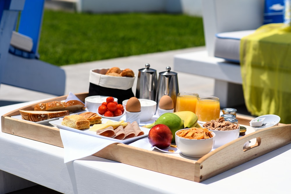 Villa D'Oro - Luxury Villas & Suites