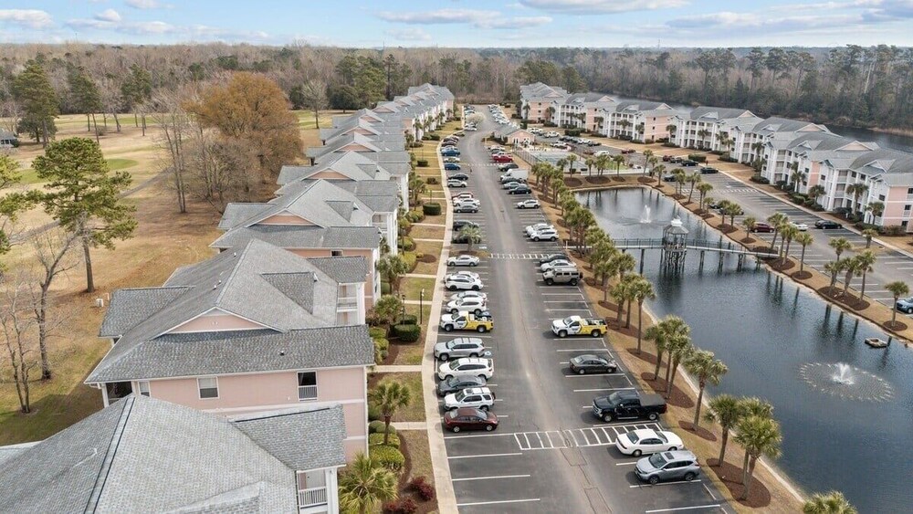 Waterway Village 3i 2 Bedroom Condo