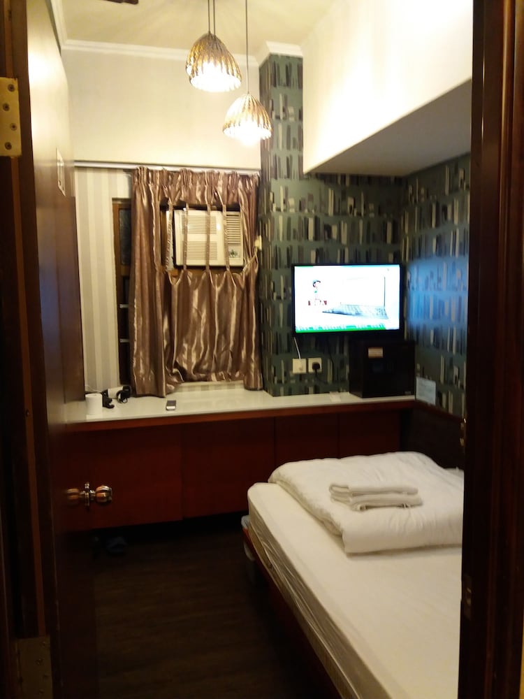 Rai Lei Hostel