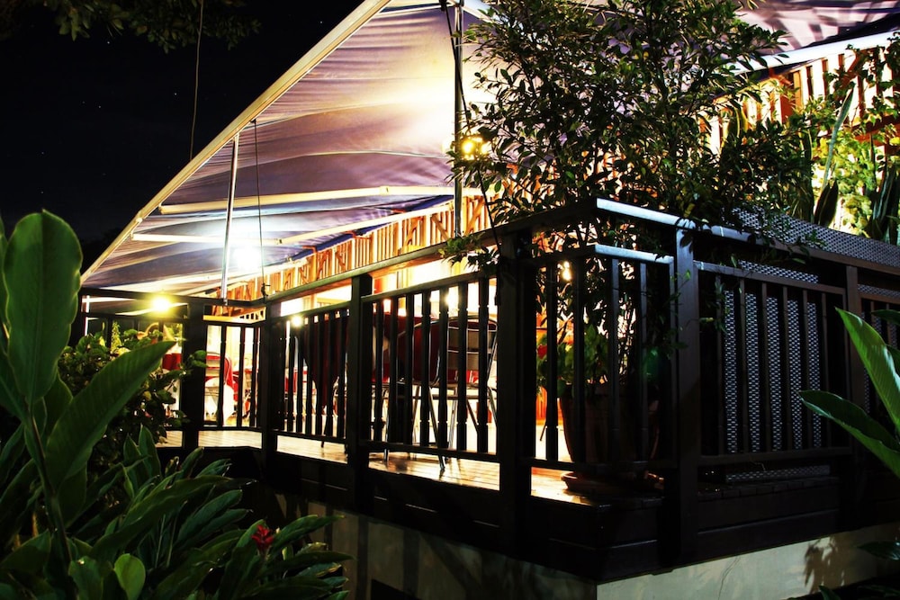 Pirogue Lodge photo 3