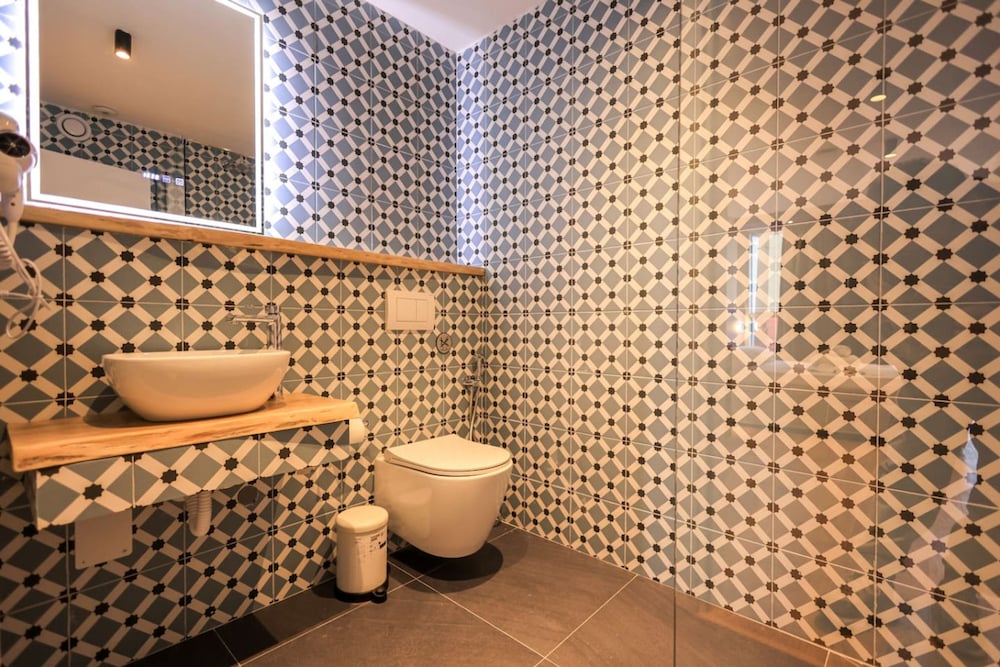 Grandstay Studios 108