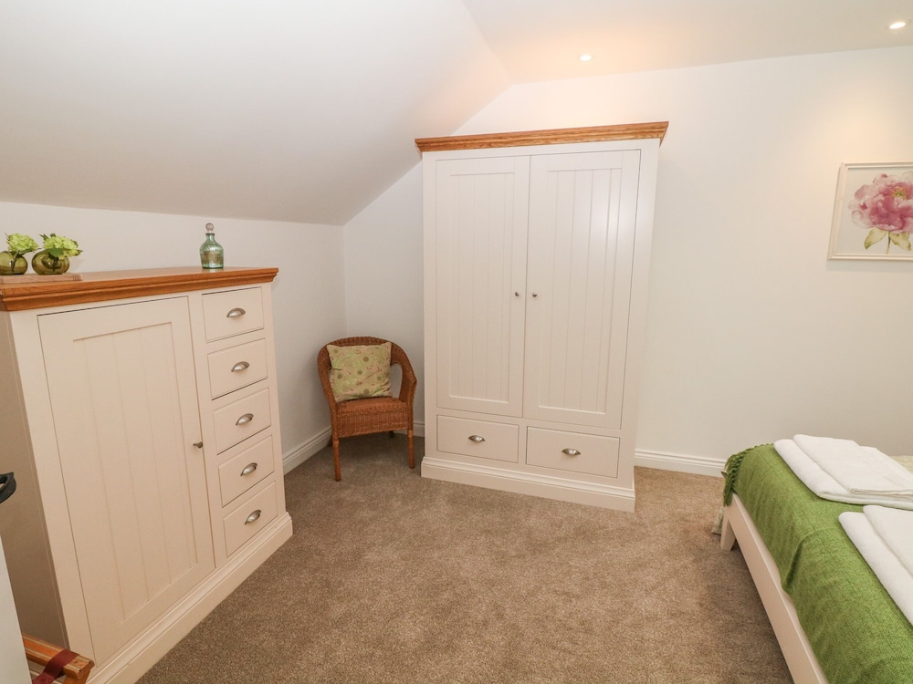 Chestnut Cottage