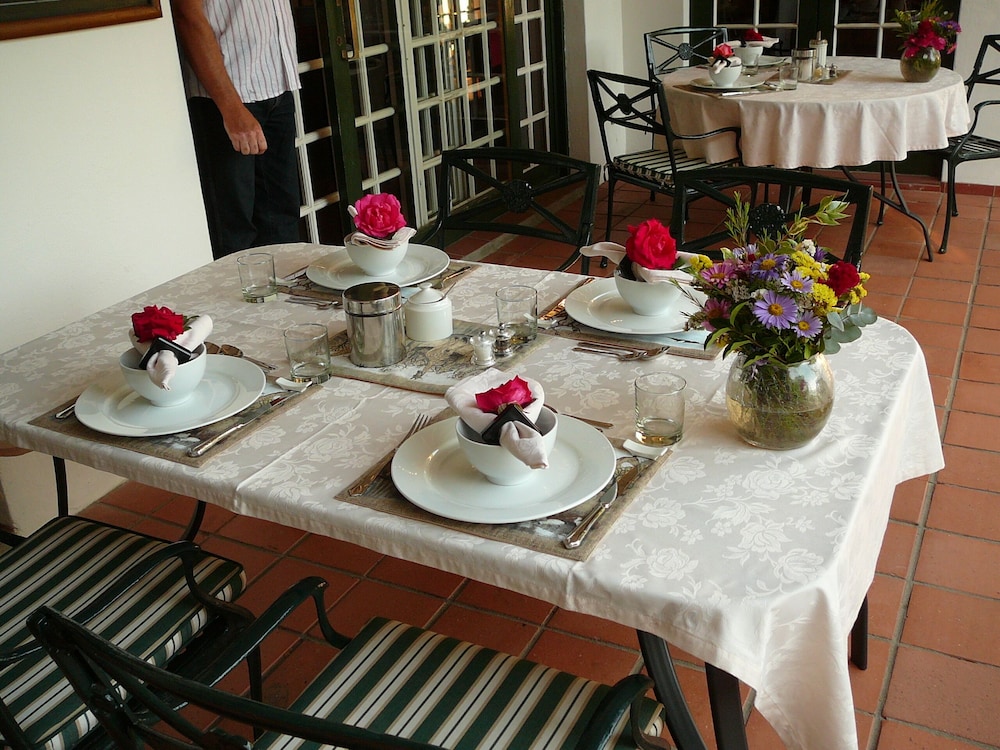 Orange Ville Guesthouse