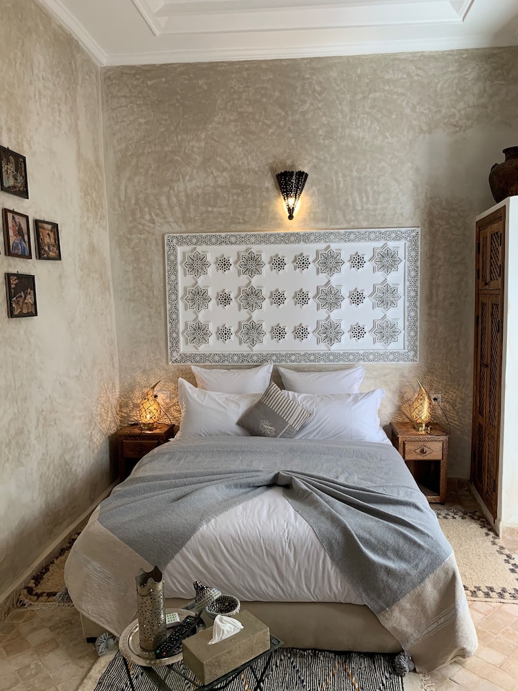 Riad Abaka by Ghali