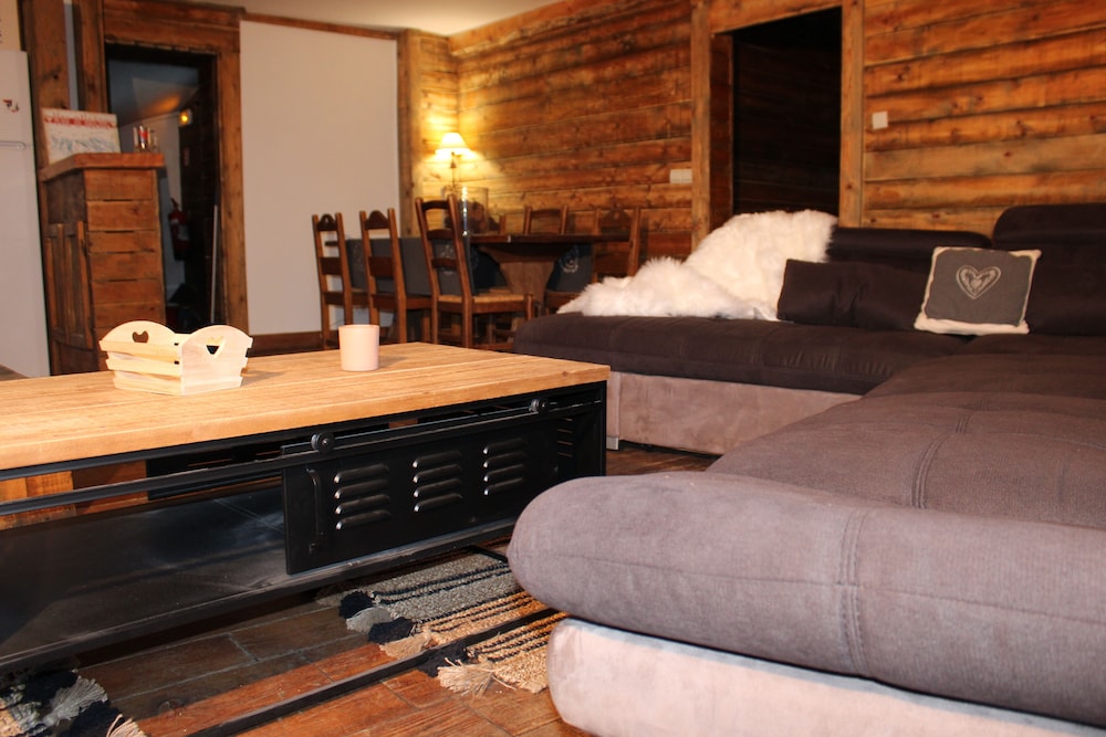 Chalet d'Alpina Lodge photo 5