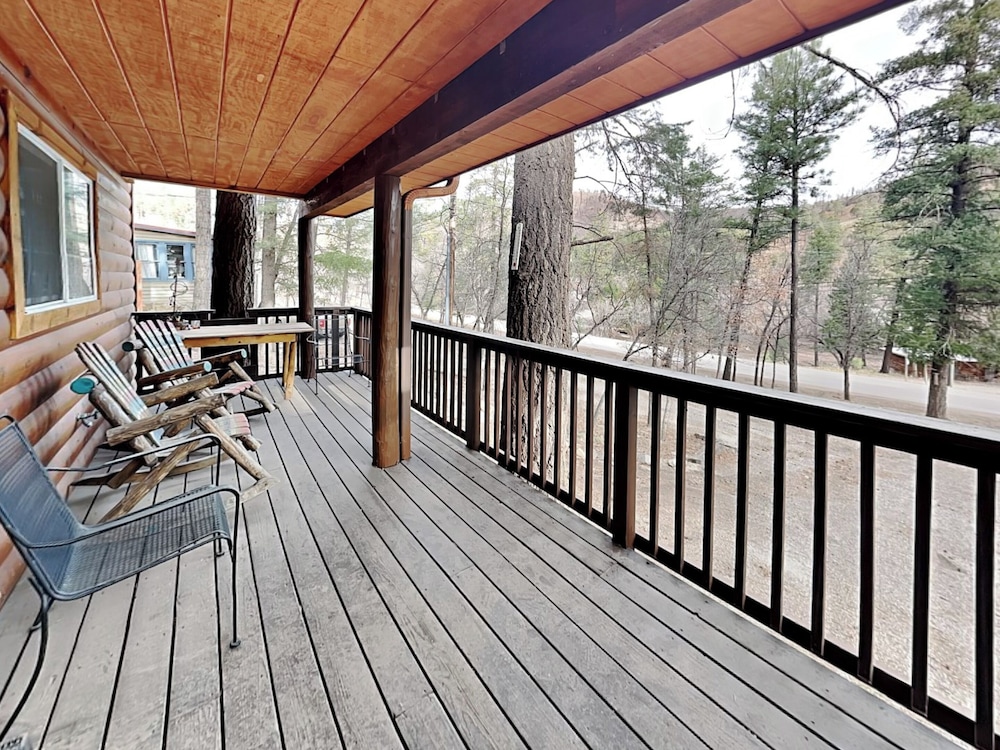 Jackalope by Ruidoso Vacation Rentals