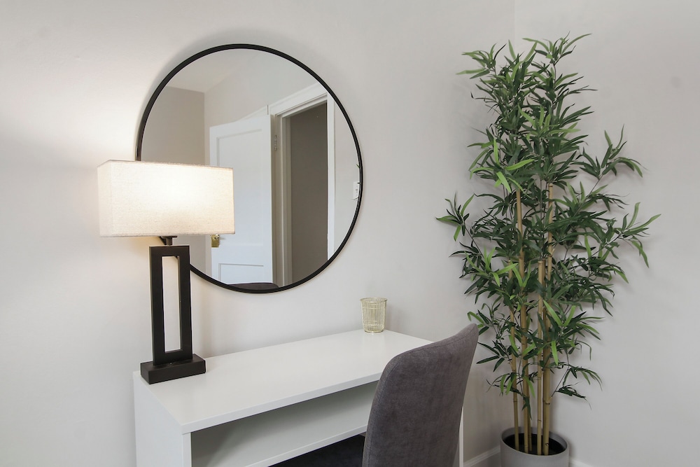 1BR Cozy Apt - Harper 404