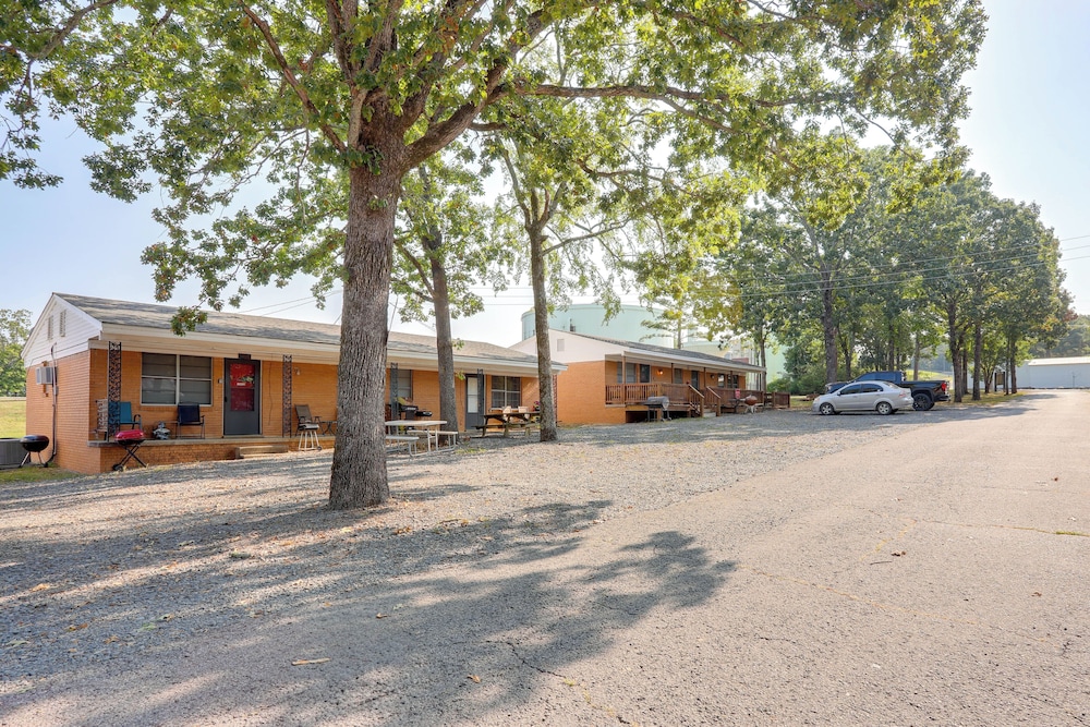 Private Boat Slip: Boater's Haven in Greers Ferry!