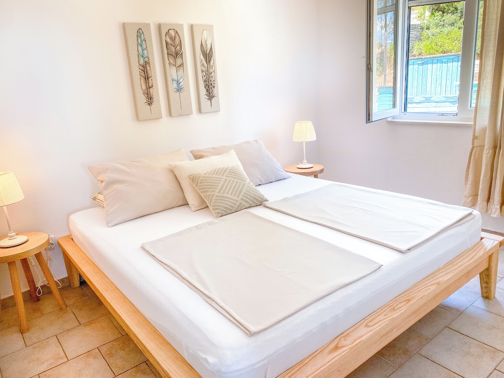 Eco Apartments Sunshine with heated pool