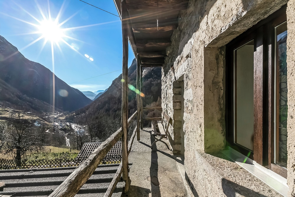 Rustico Over The Bridge Verzasca 1