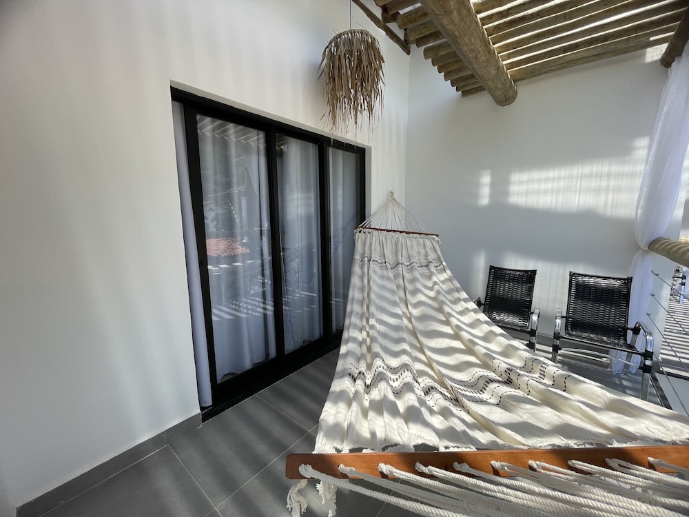 Santomar Guest House