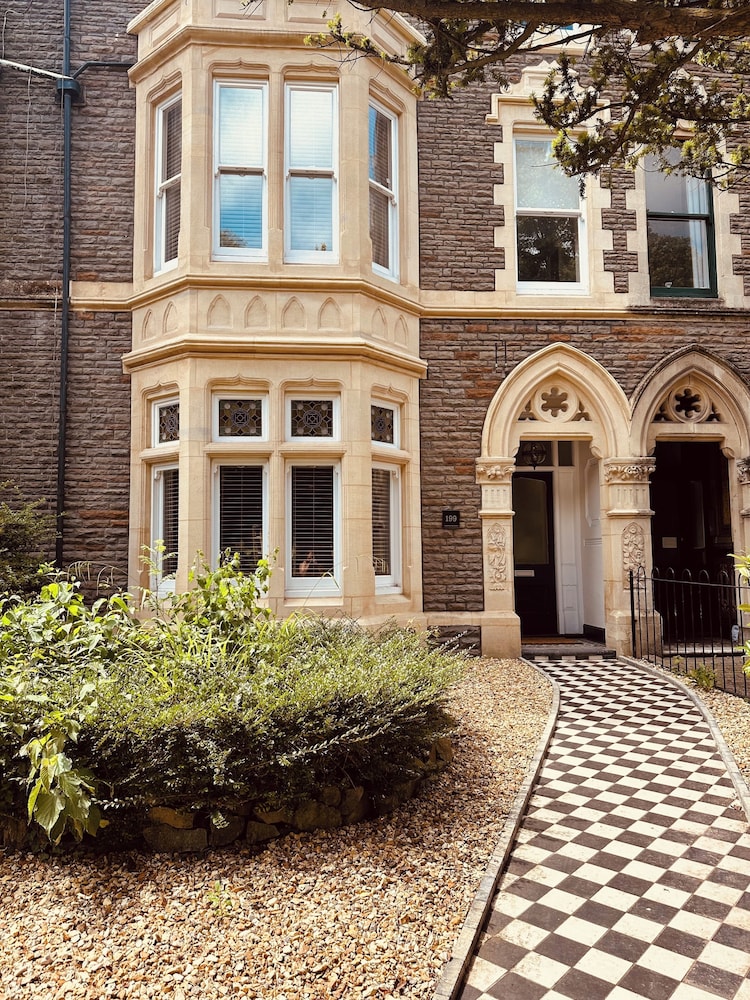 Pontcanna Place by Urban Space