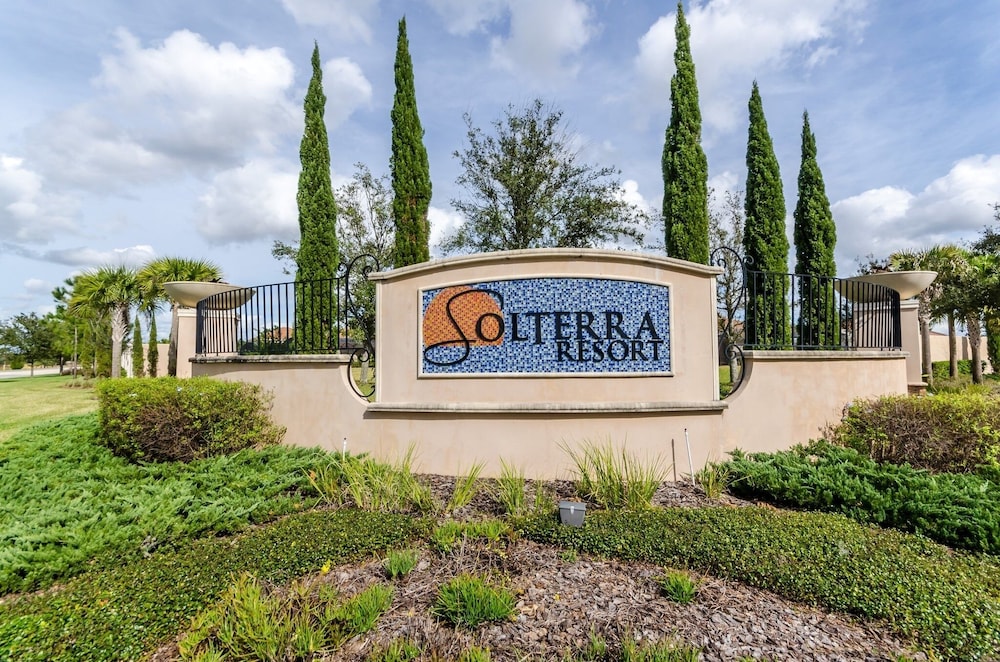 7704oml-solterra Resort 7 Bedroom Home by RedAwning