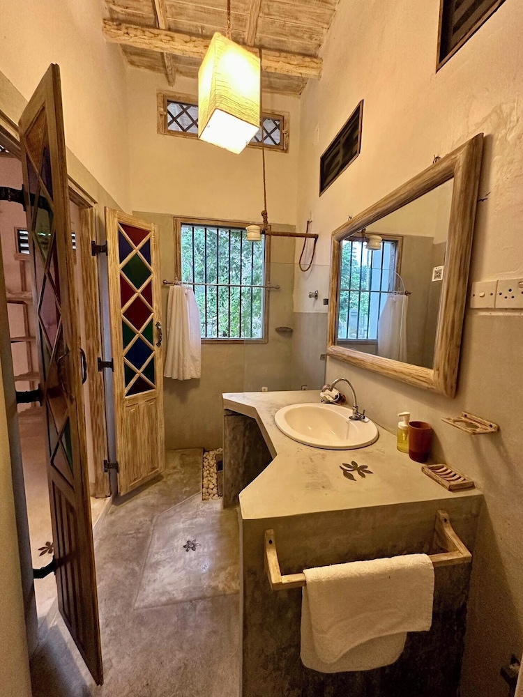 Deep Blue Sea Rental Villa
