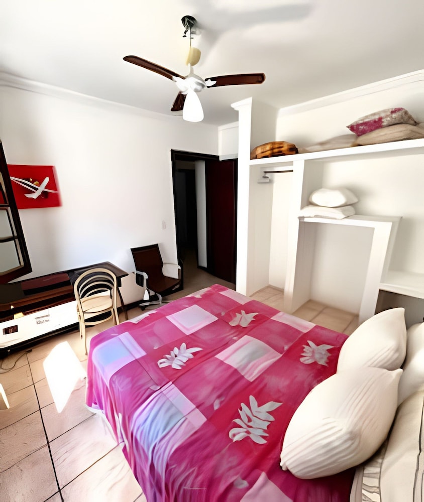 Casa com piscina em Acapulco Guarujá SP3