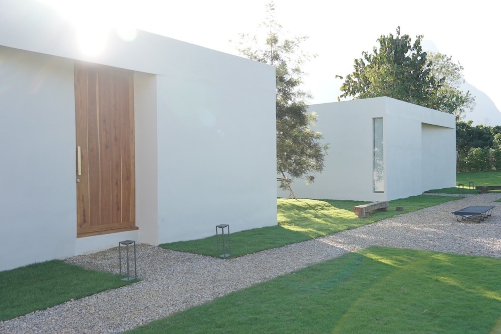 Mist Villa