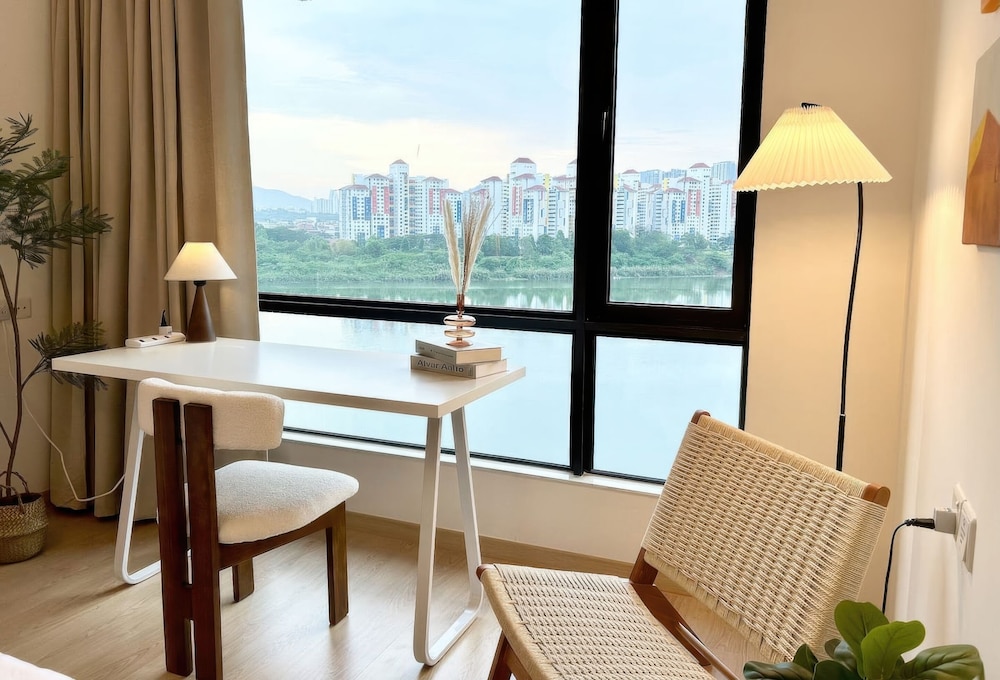 Aradia Residence Lake City KL North