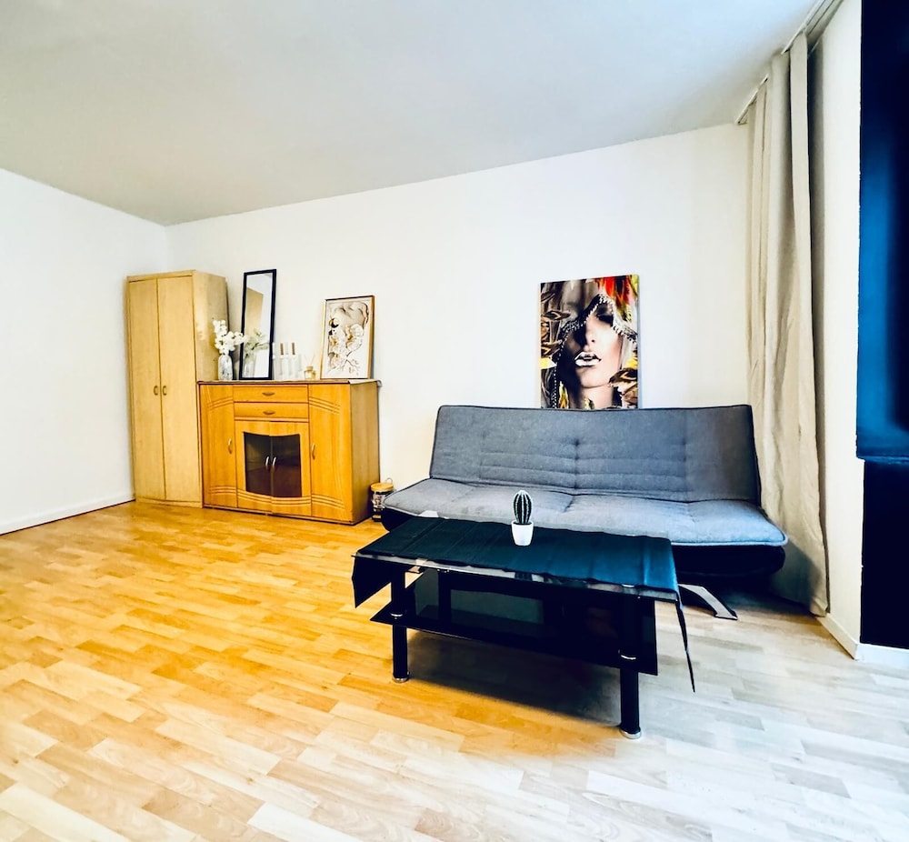 Bright 1BR Apartment Near Augarten