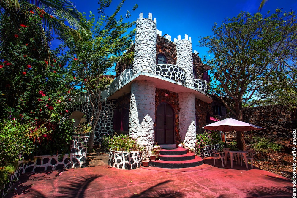 Hotel El Castillo Galapagos - Image 1