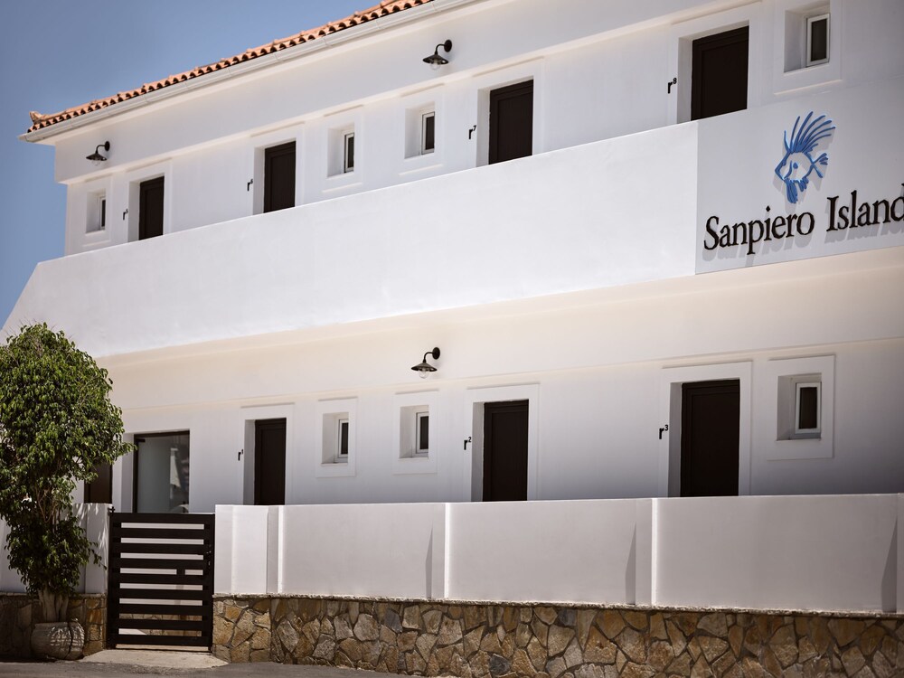 Sanpiero Island photo 1