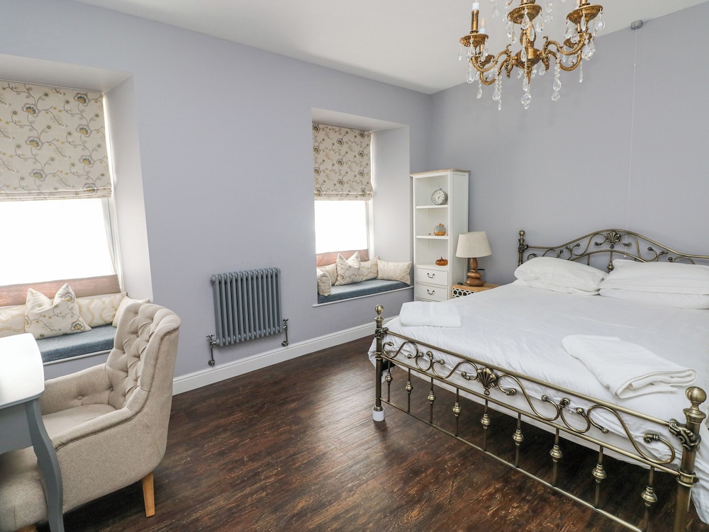 Inglenook Cottage