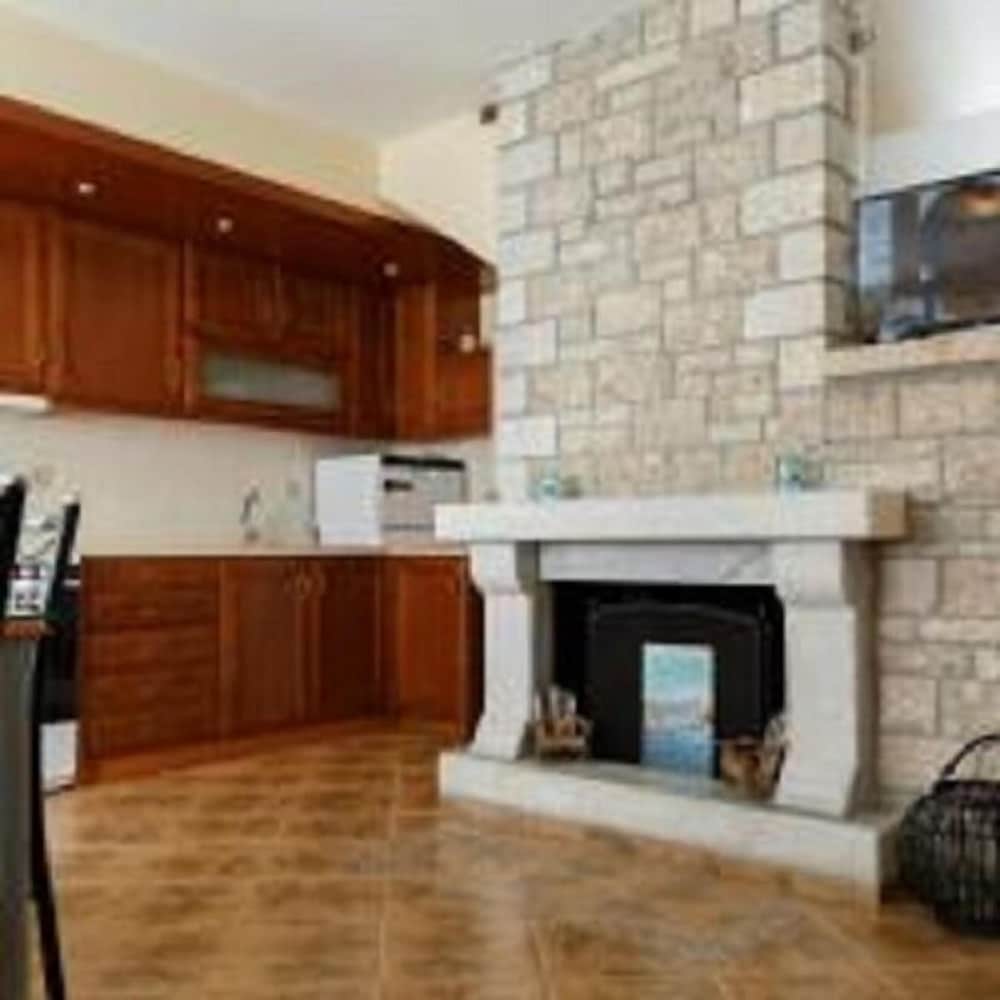 Glyfada Villas 2
