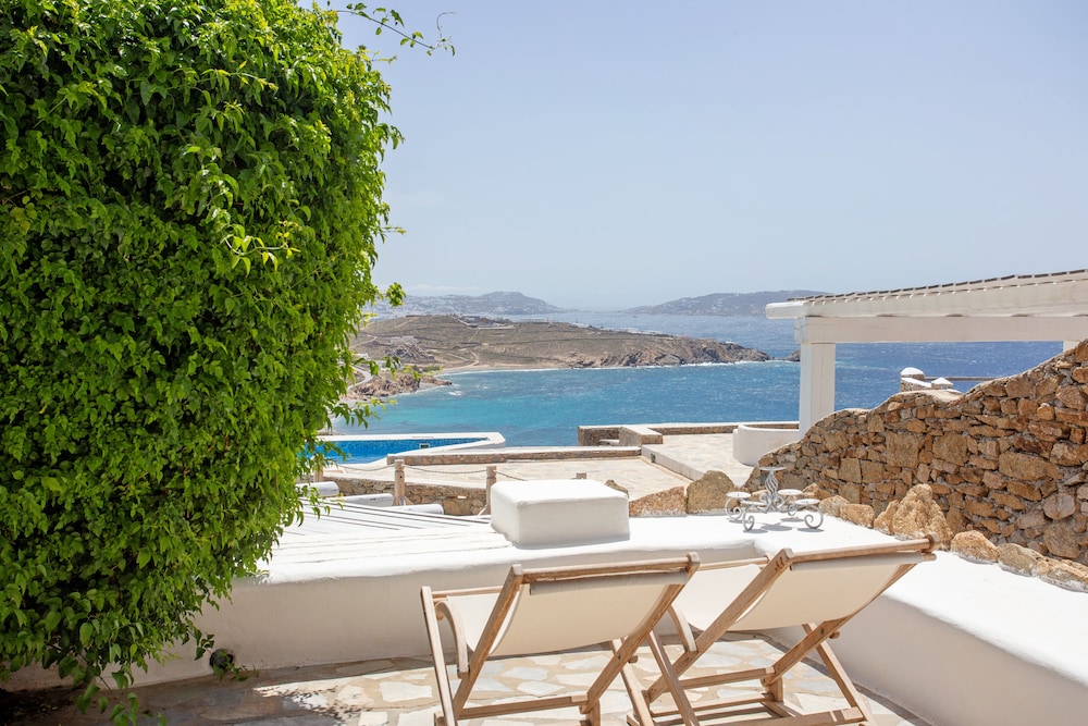 SeaBlue Villas